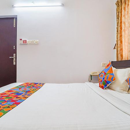 Hotel Fabexpress Its South East Residency Siruseri Exterior foto