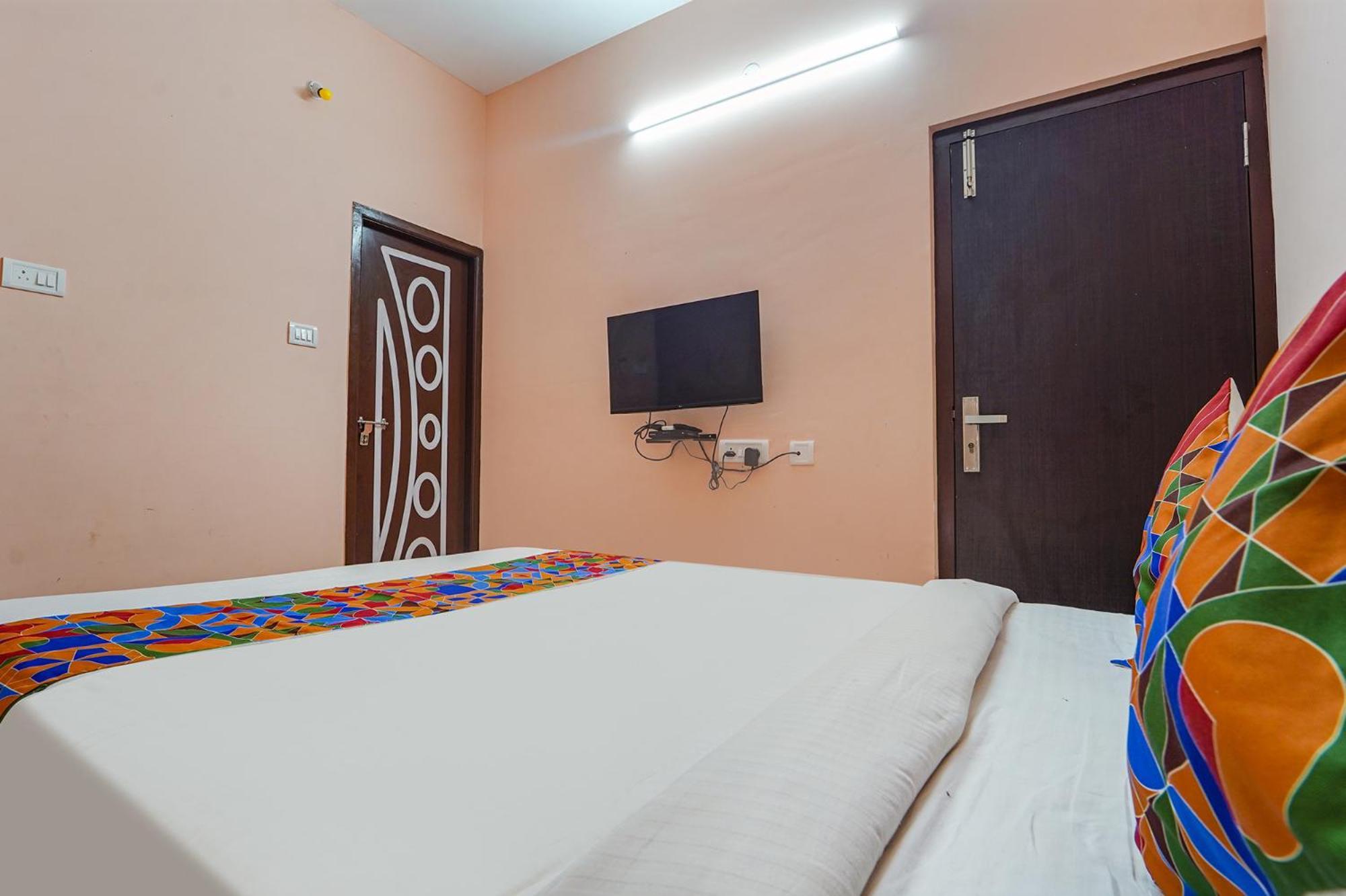 Hotel Fabexpress Its South East Residency Siruseri Exterior foto